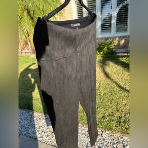 Anthony Marc, Faux Black Suede, Flattering, skinny leg, Business Casual, size M